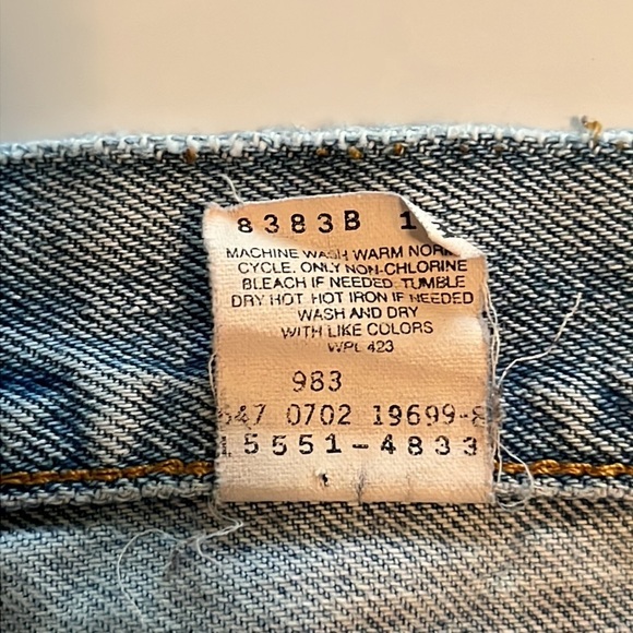 Vintage Levi’s 550 Cutoff Shorts Size 12 MIS - Picture 10 of 16